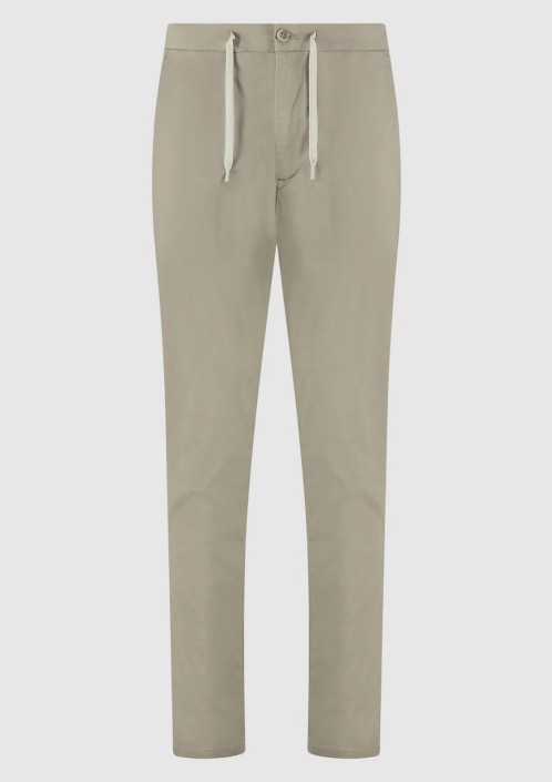 Parker chino taupe circle of trust